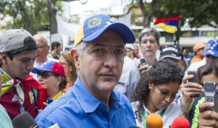 فنزويلا : إعتقال رئيس بلدية كراكاس لتورطه في محاولة انقلاب